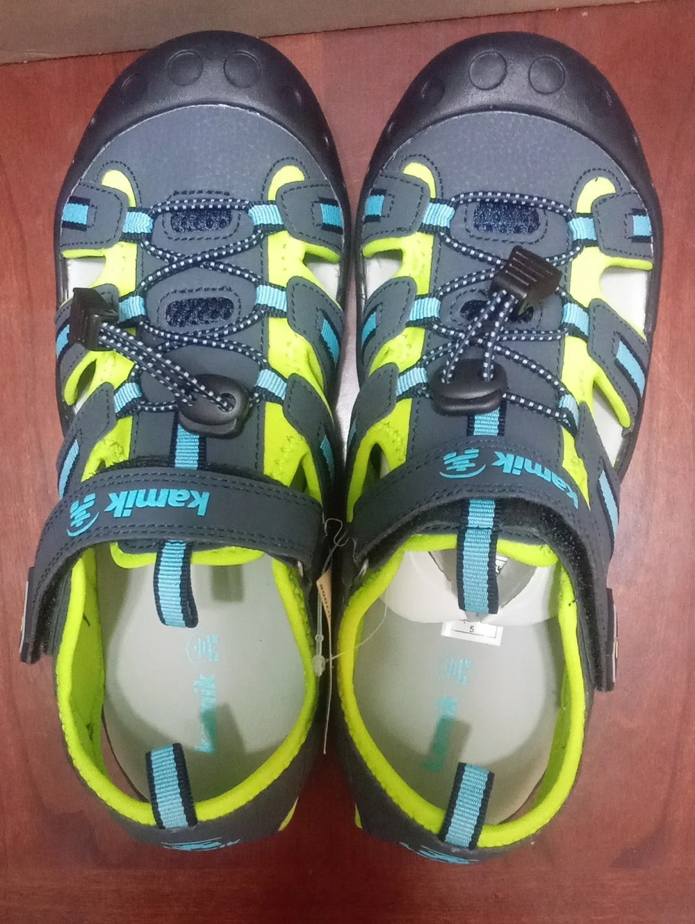 Kamik Kids' Neon Lime & Gray Sandal Shoe 6 Youth NWT $55